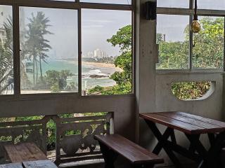 Mount laveniya Options Guest House & Restaurant - Mount Lavinia - 0