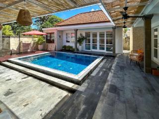 Vila Pantai Sanur - Sanur - 8