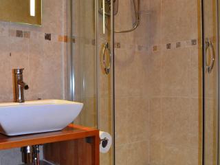 Duckling Cottage - Bowness-on-Windermere - 2