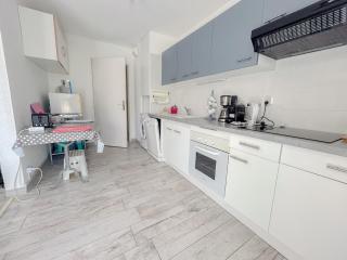F2 avec terrasse et parking privé à Fréjus - Fréjus - 3
