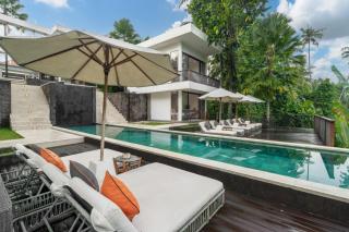 Villa Figaro by BaliSuperHost - 5