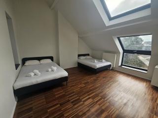 velvet house - 9