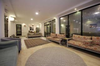 Green Meadows Farmhouse - - 5