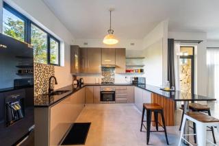 Sea of Dreams Apartments - Victoria Falls - 5