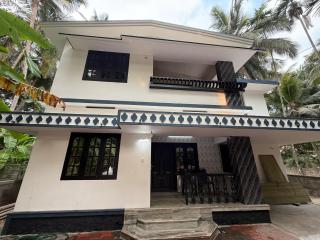 Bluebell Home - Kozhikode - 2