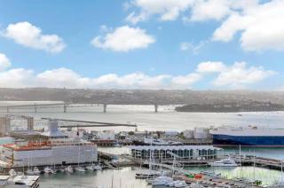 180 Degrees Seaview and Harbor View 2 bedroom Apt - Auckland - 0