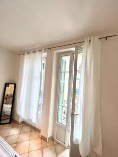 Historic & spacious flat w balcony in central Nice - Nice - 4