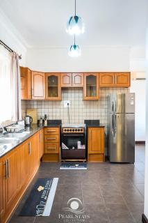 Lake Victoria Residence - Stylish 2BR Apartment 10 mins to Airport - Entebbe - 5