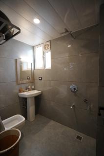 Hotel Asian Comfort - Srinagar - 3
