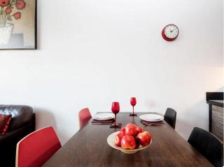 1 Bedroom 7 Westercraigs Apartment - Inverness - 9