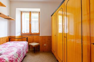 A small house in a fairytale village - Taceno - 3