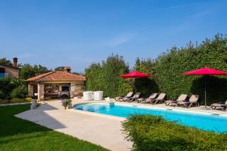 Standnahe Villa Mit Pool, Meerblick Und Pool - Poreč - 8