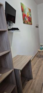 Hostel Tulip - Pokój 2 ze wspólną łazienką i kuchnią - Szczecin - 7
