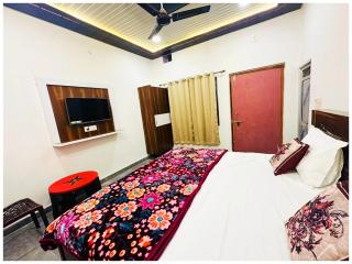 A PREMIUM HOTEL THE RAMA KRISHNA PALACE Near Shree Ram Janam BhoomiTemple - Ayodhya - 6