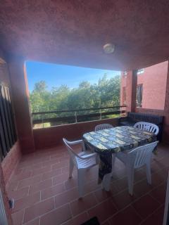 LES BULLES DE MONA - Marina Corse - 2 ch - Clim - Terrasse-pieds dans leau-plage - 6