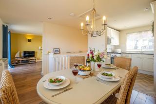 2 Bell Lodge, Thorpeness - 8