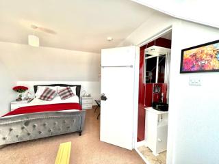 Fianais Cottage @ The Decca - Self Catering -Lewis - 9