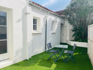 Le Petit Saintonge - Cour Privée - 0