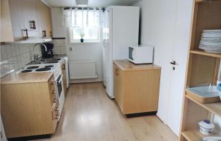 Amazing Home In Ljungby With Lake View - Bolmstad - 5