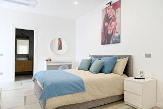 Crazi Suites - Nola - 9
