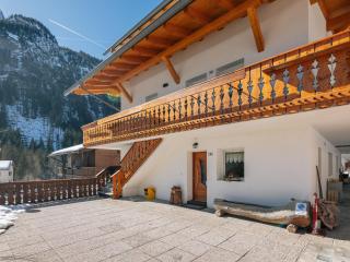 Apartment Cesa Micheluzzi - CZI712 by Interhome - Penia - 2