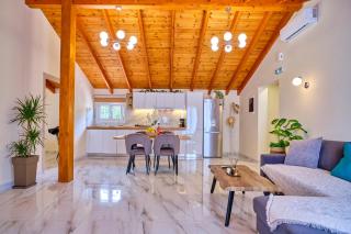 Aristoula's view - 8