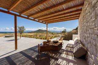 Elevated Villa with Panoramic Sea View - Kampos Paros - 3