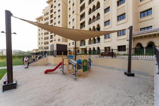 Veluxa - Renovated 1BHK next to Golf - 8
