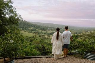 Luxury Hilltop Hideaway Private Outdoor Bath Stunning Hinterland Views - Mapleton - 4