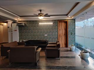 Hotel Maharaja - Gurgaon - 8