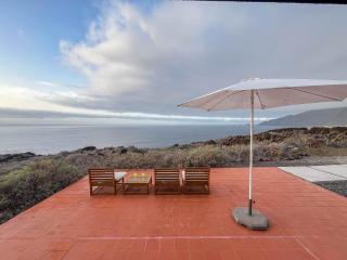 Lightbooking Villa Charco Azul Frontera - Frontera - 8