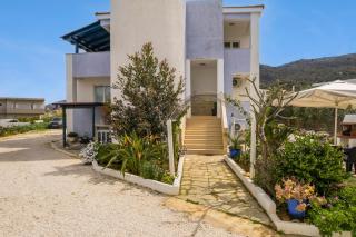 Maison Evelyn - Tsikalariá - 9
