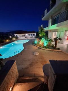 Bella Vista pool Villas in Anavissos - Barbaliáki - 9