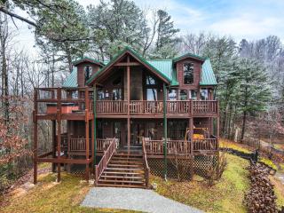 Big Blue Ridge MTN Views Hot Tub Pool Table - Sevierville - 3