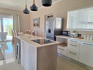 Waves Edge at 14 Bridge Waters - Jeffreysbaai - 6