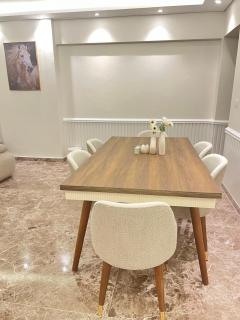 Chill Vibes 3 BR Apartment in Rehab City - 9