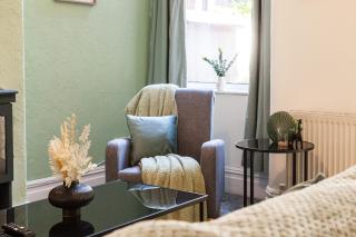Professional Home in Manchester - 8