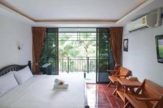 Twins Guesthouse Kamala - Kamala Beach - 1