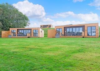 Swanborough Lakes Luxury Lodges - Lewes - 6