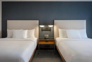Courtyard by Marriott Springfield Airport - Springfield - 1