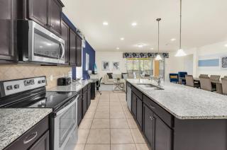 Private pool Lazy River Near Disney Resort Pool Table - 2