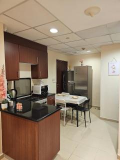 Master bedroom in JBR - 1