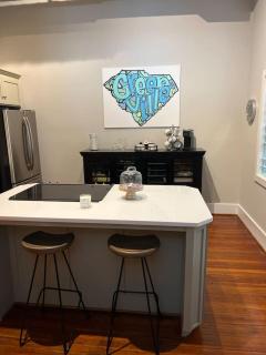 Central Main Street Condo in Historic Building - Greenville - 3
