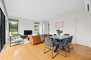 Domi Rentals - The Fregon Townhouse - Clayton North - 9