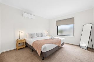 Domi Rentals - The Fregon Townhouse - Clayton North - 3