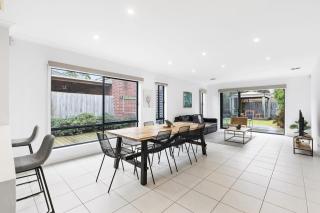 Domi Rentals - The Third Residence - Clayton North - 5