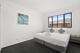 Domi Rentals - The Browns Residence - Clayton North - 3