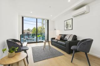 Domi Rentals - The Even Apartment - Carnegie - 2