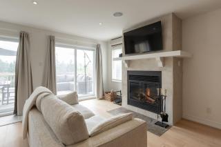 Farmhouse-Style Townhouse - 3 Floors - Fireplace - Mont-Tremblant - 8