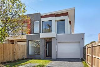 Domi Rentals - The Rayhur Residence - 7